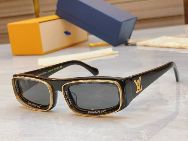 Louis Vuitton New Sunglasses, Model: Z2388E, Size: 57 Port 24-145
