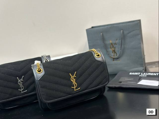 Folding Box Size: 28 * 22cm Large High Order Niki Ysl Niki Leather Soft Texture Matte Leather To be honest, Niki is really suitable for autumn and winter