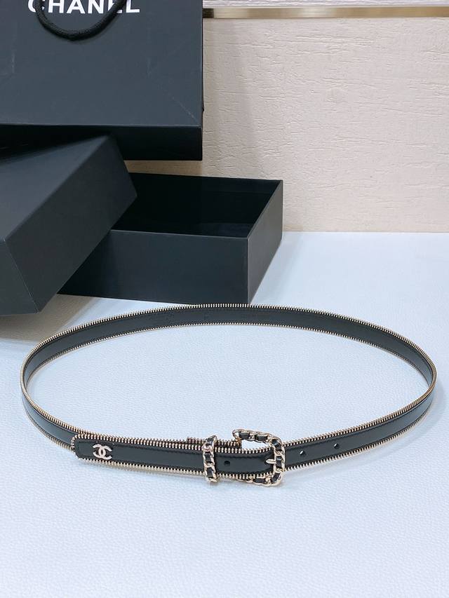 Chanel 24C brass metal imported shiny calf leather 2.0cm soft and delicate touch waistband: