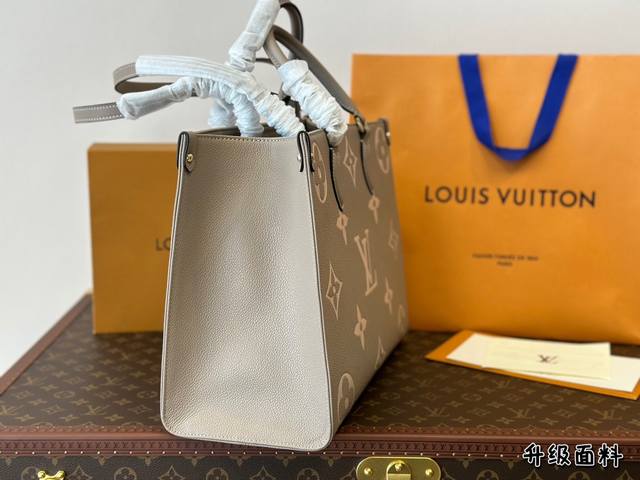 The folding box Lv of this on the go medium-sized handbag exudes the elegant charm of monogram Empreinte embossed leather, injecting a lively spring atmosphere into the seasonal look. Adequate capacity to meet urban travel or business needs, top: