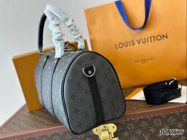 The embossed Lv Keepall black grey vintage Keepall35, this new size, perfectly balances daily life and travel. 100% practicality This template has something # Lv: