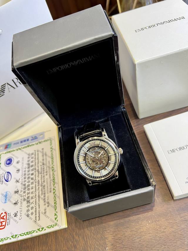 FFFH picture with packaging 25 original version, original movement button, what you have been looking for, finally in stock, highly recommended ♀♀ Armani Mechanical Belt Men's Watch Arrives Armani Case: 316L Stainless Steel Mirror: Reinforced Mineral