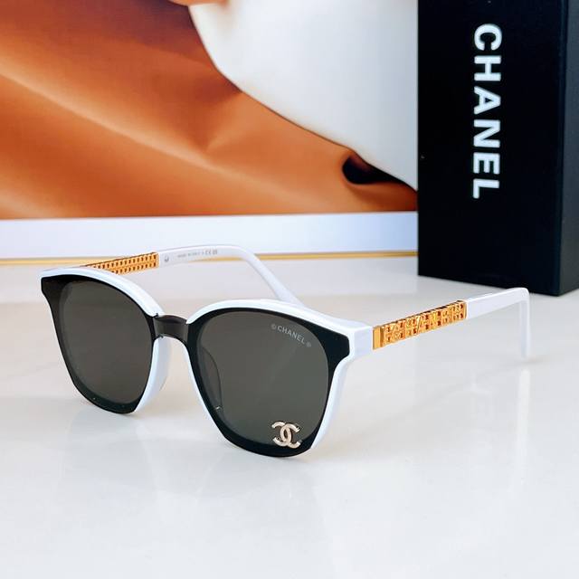 Chanel * A95079 Size: 53 mouthed 18-140