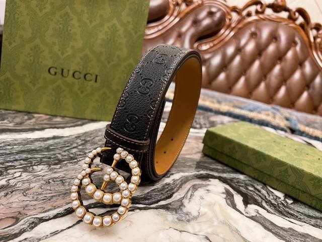 Gucci Gucci official website best-selling item - Genuine specifications, original quality, double-sided imported top layer, customized leather material - High quality, excellent hand feel - Retro gold GG pearl buckle - Specification 3.8Cm width:
