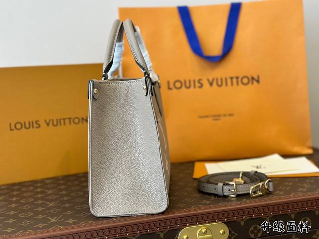 The complete packaging of Lv's on the go medium-sized handbag exudes the elegant charm of monogram Empreinte embossed leather, injecting a lively spring atmosphere into the seasonal look. Adequate capacity to meet urban travel or business needs, top: