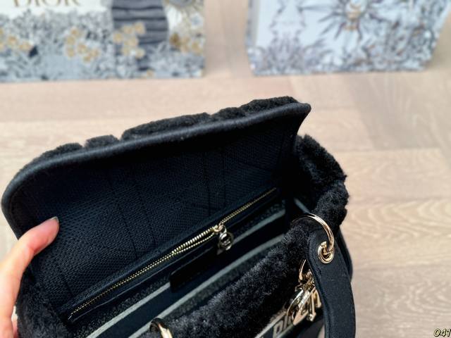 Dior Diana bag, you deserve it