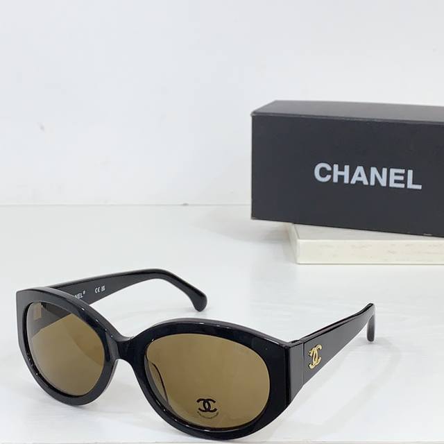 Chanel Model: 71598 Size: 54 Ports 20-140