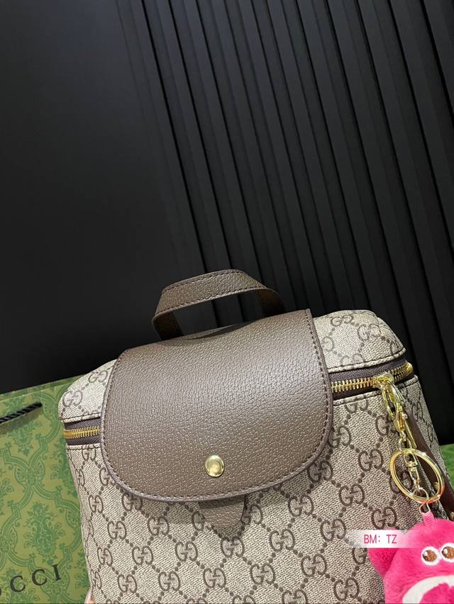 Gucci Large Capacity Taiwan Imported PVC Ultra HD Hardware Logo Logo, Dedicated Inner Inner Inner Inner for Traveling Search Gg Backpack Size: 26 * 28