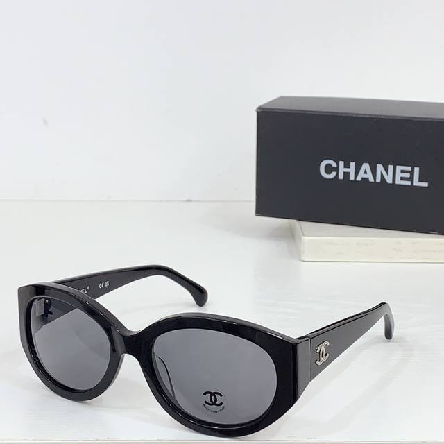 Chanel Model: 71598 Size: 54 Ports 20-140