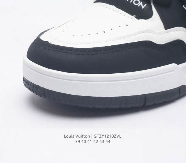 Louis Vuitton deconstruction straps Louis Vuitton Lv board shoes fashion thick sole height increasing sports shoes trendy men's shoes comfortable non slip sole and versatile screen dominating the entire fashion and entertainment industry. The details