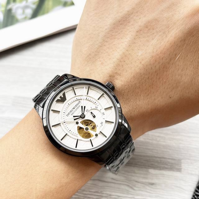 Unified Armani Men's Watch Song Weilong's Trendy Hollow Mechanical Watch with Unique Craftsmanship, Fashionable and Casual Transparent Heart, Rich in Modern Art, Exquisite Hollow Crown Logo Eagle shaped Hollow Dial Bar Fixed Nail Scale Matte Steel St