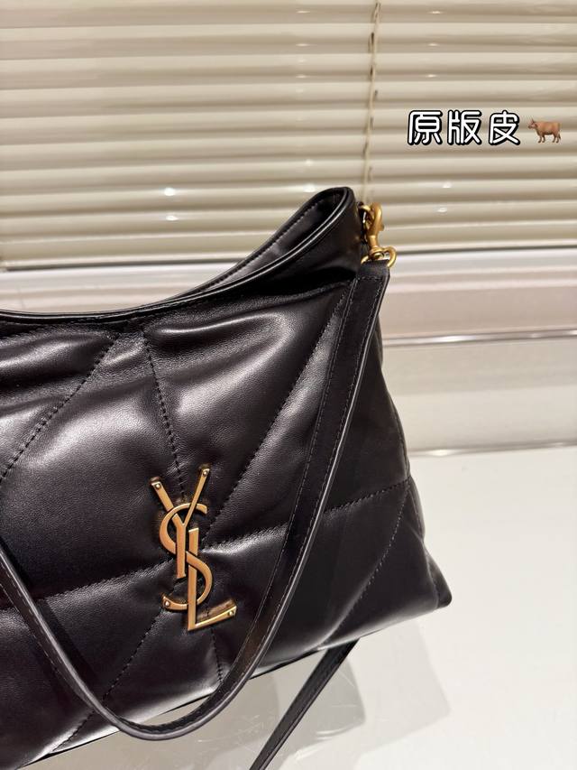 Top of the line original single head layered leather Ysl envelope bag is lazy, casual, and easy to carry, full of surprises on the back and body. Size: 27.21cm