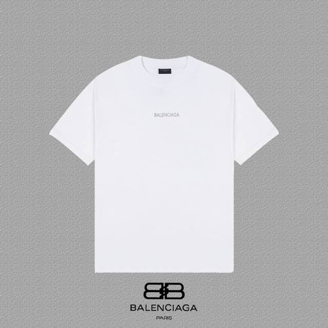 BALENCIAGA Paris laser reflective letter printed short sleeved T-shirt, woven and dyed with 280g combed cotton, heavy-duty fabric, thread zero color difference details, perfect differentiation from market currency versions. Welcome to compare men and