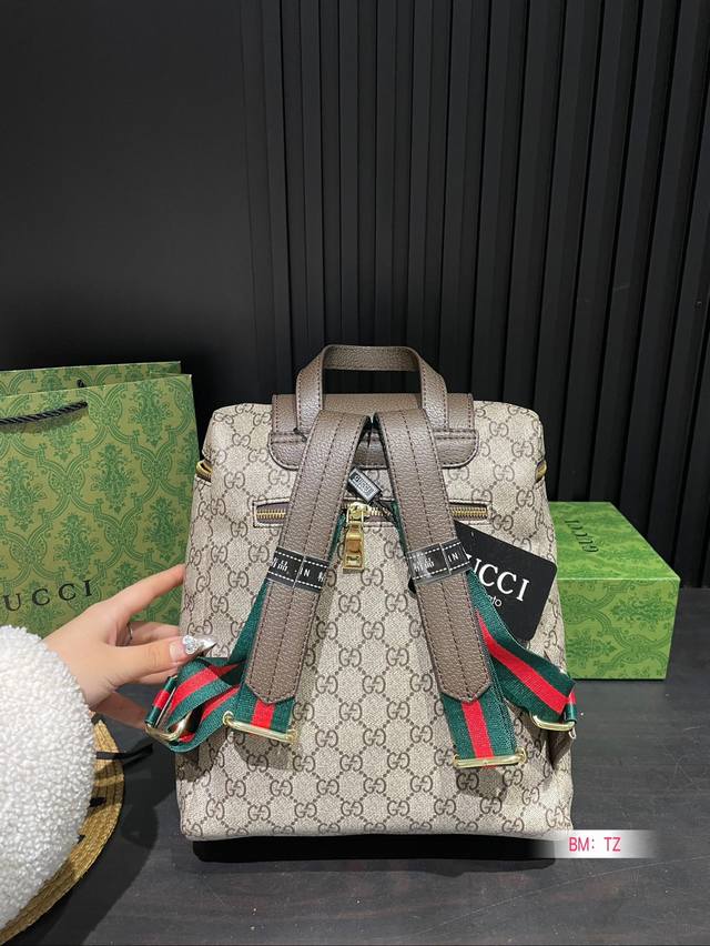 Gucci Large Capacity Taiwan Imported PVC Ultra HD Hardware Logo Logo, Dedicated Inner Inner Inner Inner for Traveling Search Gg Backpack Size: 26 * 28