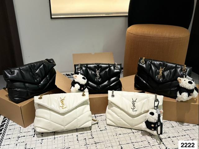 Large pendant size 15 Ysl Saint Laurent women's puffer quilted lambskin full set folding box packaging, this year's most worthwhile autumn and winter bag YSL soft and sticky cloud bag Yang Mi YSL soft and sticky cloud bag Loulou bag review