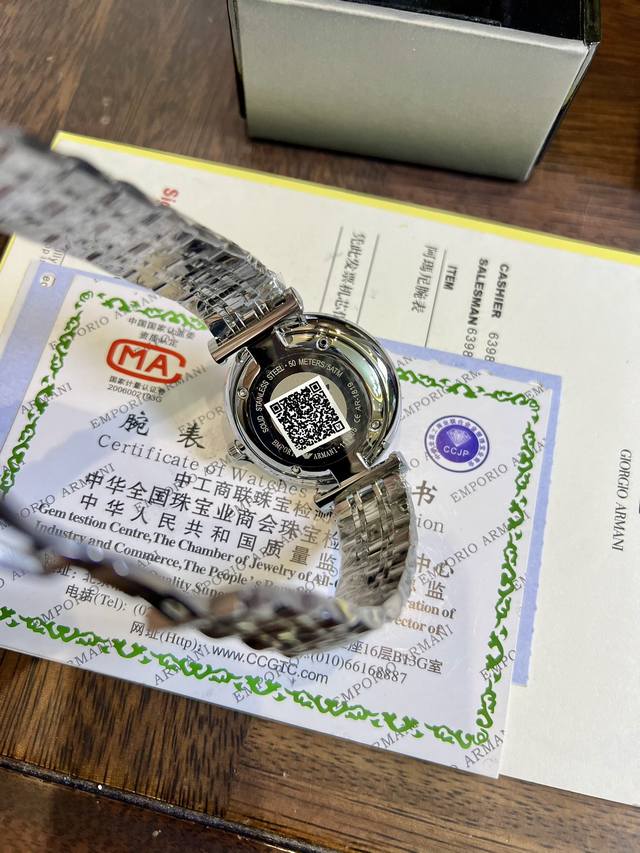 FFFH Picture Same Packaging 25 Armani Starry Sky Arrives Armani Case: 316L Stainless Steel Mirror: Reinforced Mineral Glass Strap: 316L Stainless Steel Buckle: Double Button Buckle Size: 40mm Wrapping: