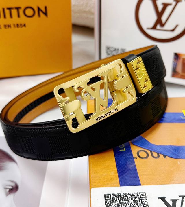 Belt: Lv... Louis Vuitton automatic buckle belt: top of the line original replica version The automatic belt series is made of 100% imported original cowhide, ensuring genuine leather. Carving and hollowing out techniques Vacuum electroplating Never