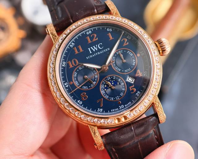 Platinum Patek Philippe Complex Function Series - Handmade - Carved Watch - Stunning debut, with a 42mm diameter suitable for men's hand sizes, very business or casual. The entire watch case is hand carved with patterns, which can be seen as: