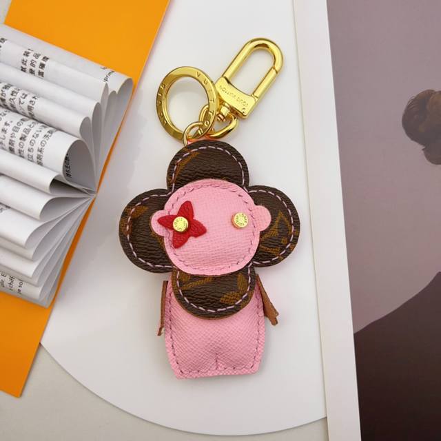 Donkey's new keychain sunflower doll series creative sunflower dolls with high-quality petals. Come and choose now