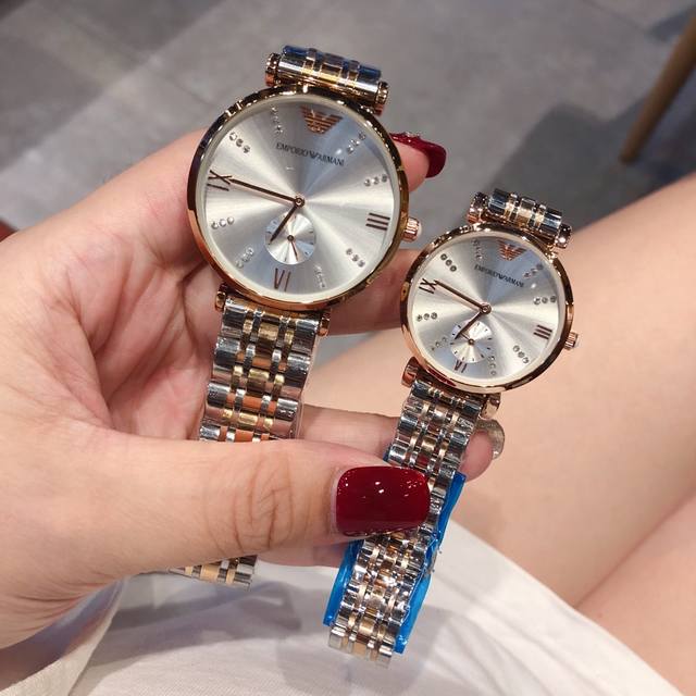 Popular and high-volume Armani couple watch, imported high-quality quartz movement with original butterfly clasp, 32mm for women and 40mm for men