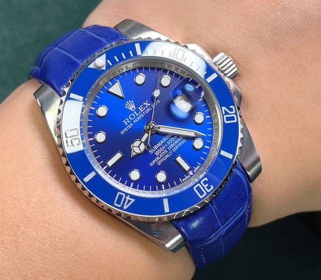 Rolex is a top tier toy drug. If you don't like street watch water ghosts, he is definitely your kindred spirit. Using Rolex's most classic underwater series, the Water Ghost, as the prototype, after a secondary modification of the rim, and then inla