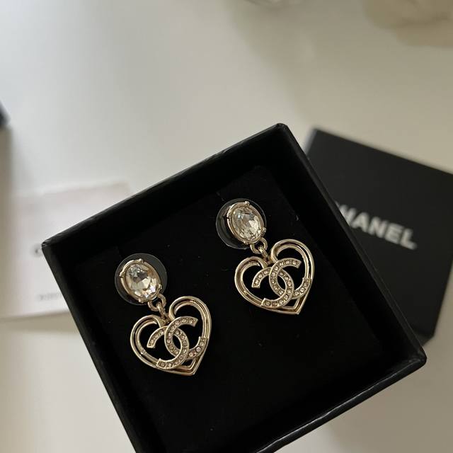 Chanel C-home Love Earnail Same Material 925 Silver Needle