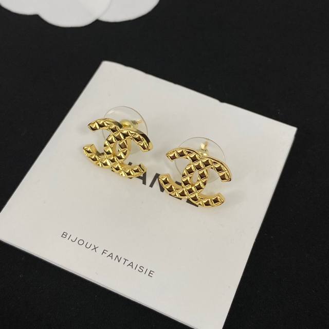 Chanel C home plaid cc earrings with the same material 925 silver needle