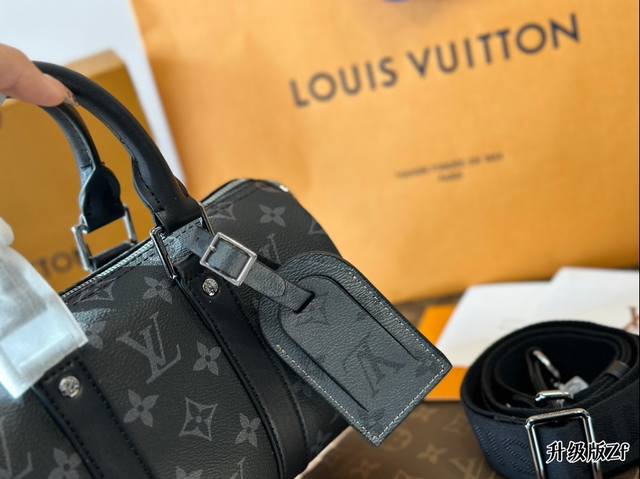 Embossed folding box Lvkeepall pillow bag, new handheld crossbody size 25 * 14cm, suitable for both men and women: