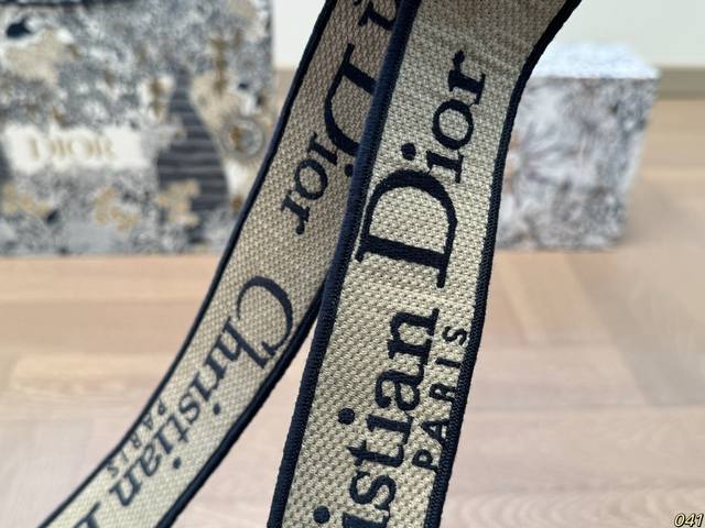 Dior Diana bag, you deserve it