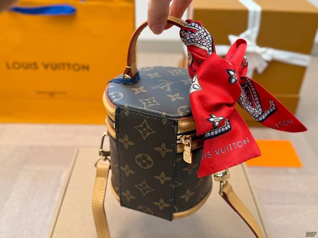 Airplane Box Chip Version Lv Nano Money Bucket Super Cute and Easy to Match, Suitable for Commuting and Fashionable! Simple clothes can become fashionable and refined with just one outfit! Cute and capable of concave shape~Size 12 14: