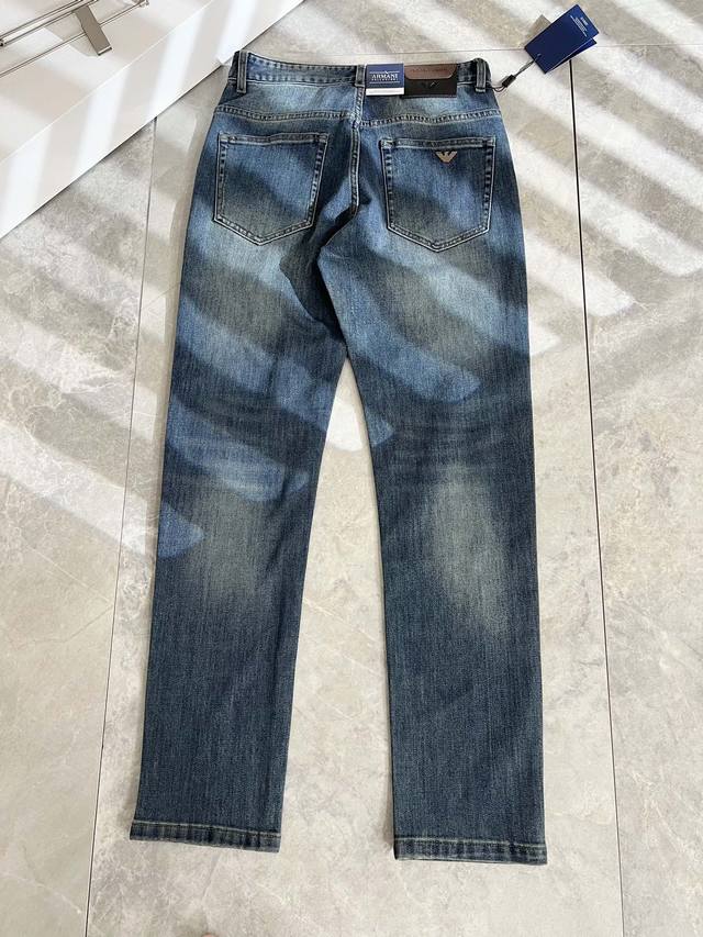 Arman Ani 2024 Autumn New Men's Small Straight leg Jeans, Trading Company Order! The official website synchronizes classic works that are easy to match with clothes. No matter how you wear them, they have a strong taste. The original imported retro d