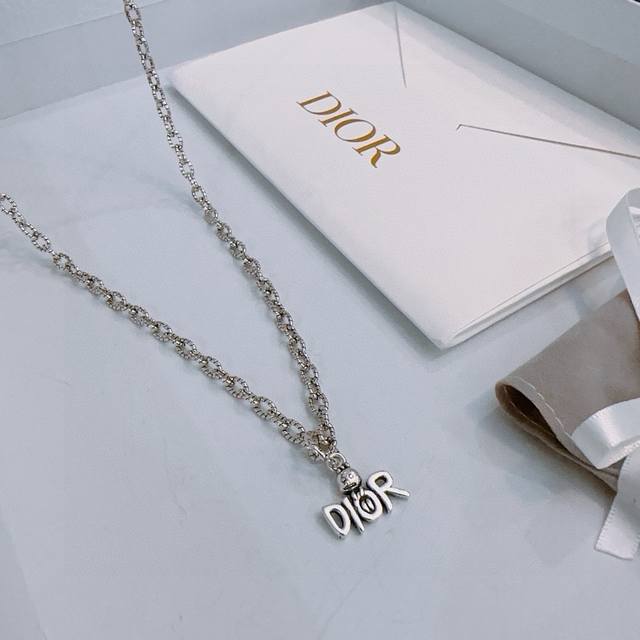 Dior new Dior necklace original single item counter new mold retro trend fashion must-have for both men and women to wear couple style same rock punk Thai silver style retro elements trend versatile official website same necklace latest chain grade h