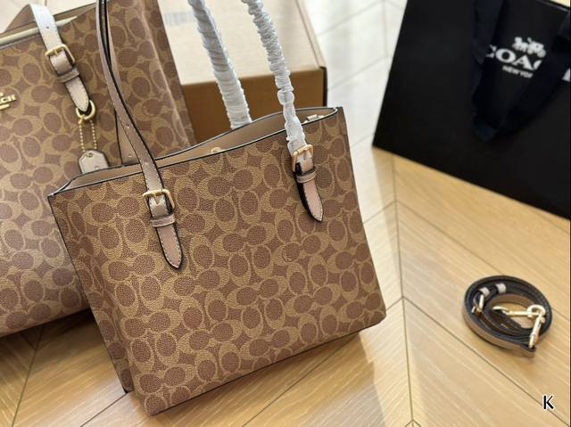 Coach Coach Mollie tote bag, large vegetable basket, no age limit! Size 33 * 27cm 25 * 21cm: