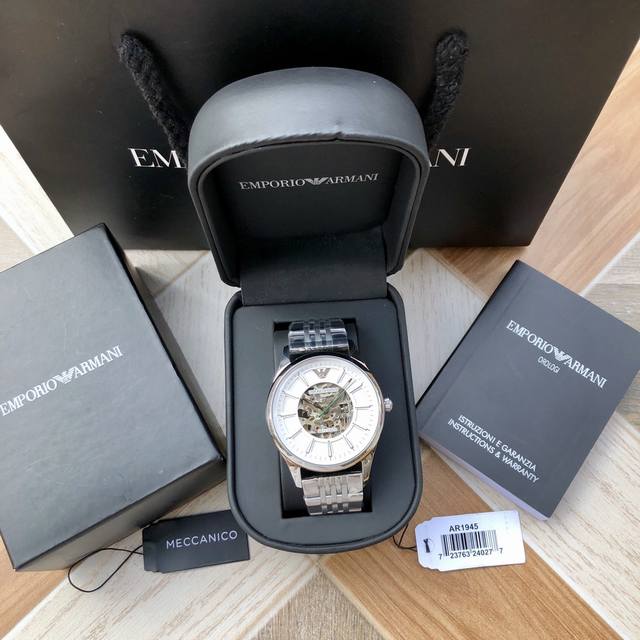 Armani mechanical men's watch, AR1945， Fully automatic mechanical watch, front and rear hollow design, exquisite! Amazing! 316 stainless steel strap, diameter~43mm, with packaging, available at first hand price