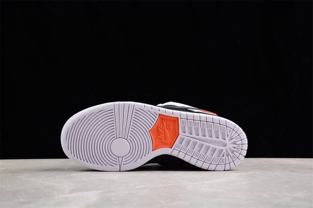 Sexually priced version of Tightbooth X Nk Sb Dunk co branded reverse panda Sb low top casual sports skateboard board shoes Fd2629-100 size 36 36.5 37.5 38