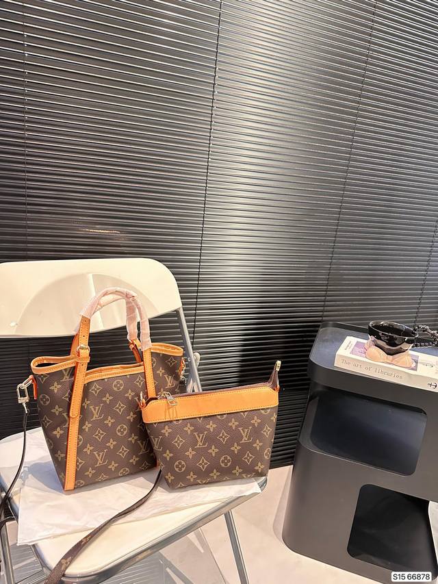 Matching Box Lv Bucket Mother and Child Bag This bag is really simple, the more you look at it, the better it looks. The capacity is very touching and easy to hold daily carry on items. Size: 18 22, item number 66878. Revision: