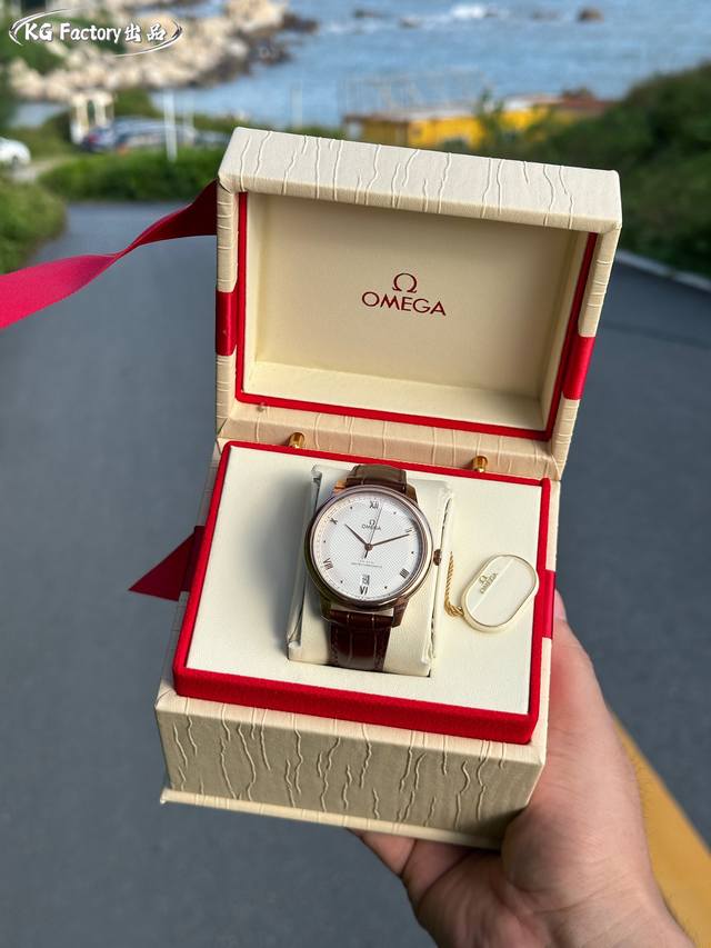 Kg Factory Omega Disc Fly Elegant Series. Belt: White Steel Belt: White Gold Kg Version Disc Fly Gift Box 