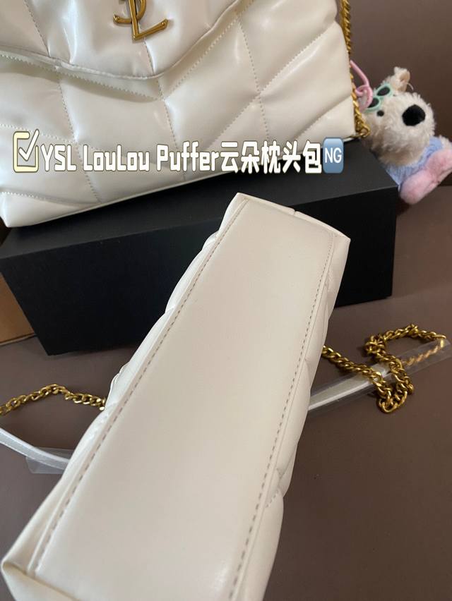 Comes with pendant and gift box Ysl Loulou Puffer Cloud Pillow Bag Loulou is extremely popular at the counter this year. It is soft, comfortable, and chubby in appearance, like holding a marshmallow. It has a high aesthetic value and practicality. Fu