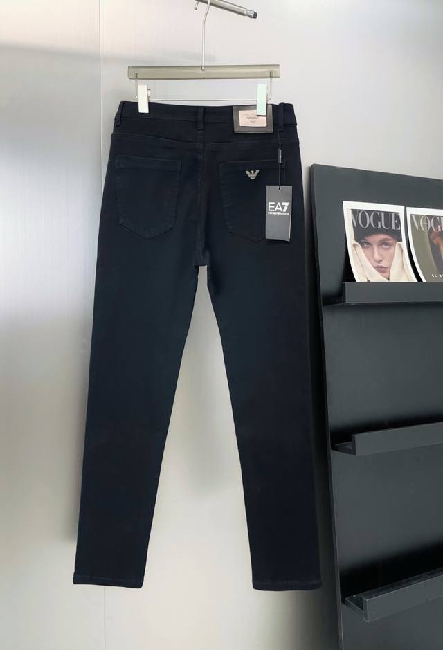 High end quality item number: D13 AMANI Armani Classic OEM Logo Black Jeans Custom Hardware Logo High end Leather Label Belongs to the Soul Style Existence Retro and Fashionable Modern Customer Supply High end Imported Denim Original Color Fabric Spe