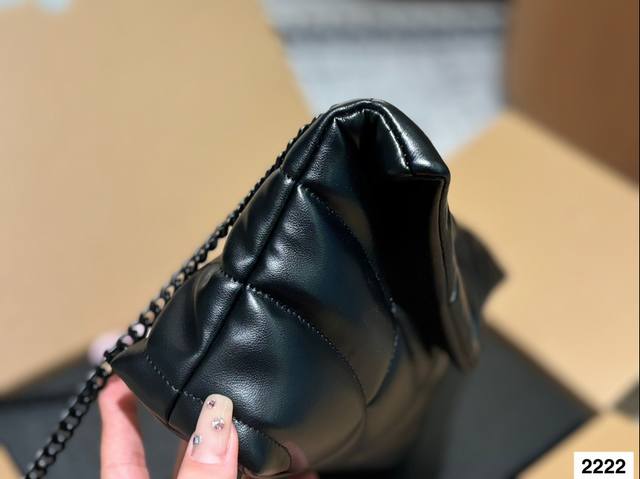 Small pendant 15 Ysl Saint Laurent women's puffer quilted lambskin full set folding box packaging, this year's most worthwhile autumn and winter bag YSL soft and sticky cloud bag Yang Mi YSL soft and sticky cloud bag Loulou bag review