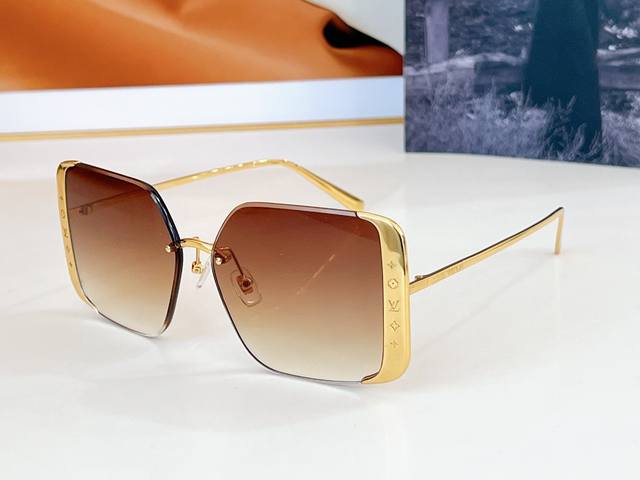 Louis Vuitton Model ：Z1994U Size ：57-13-145