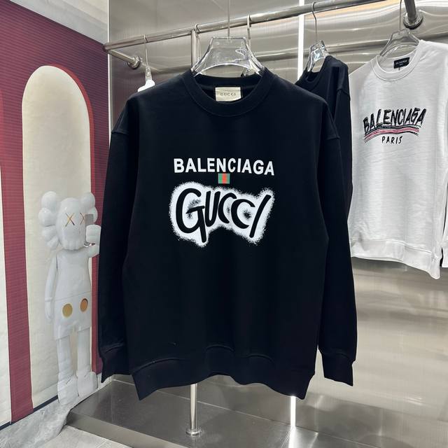 GUCCI 2024 Autumn/Winter New Personalized Printed Round Neck Hoodie for Men and Women S M L XL XXL Five Sizes Black Apricot: