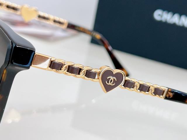 Chanel * A95076 Size: 54 Ports 21-142