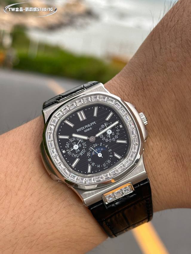 Steel Belt Same Price: White Gold Diamond 100 Tw Product - Patek Philippe 5740 01- Super Complex Multi functional Nautilus Heavy Duty Debuts, the first Nautilus complex watch launched so far, with super complex craftsmanship technology: