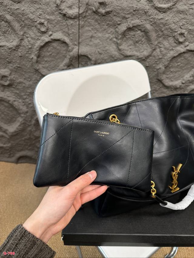 Pack the box! Size 35.31: The Saint Laurent Jamie handbag has a high-quality texture, super large capacity, and durability