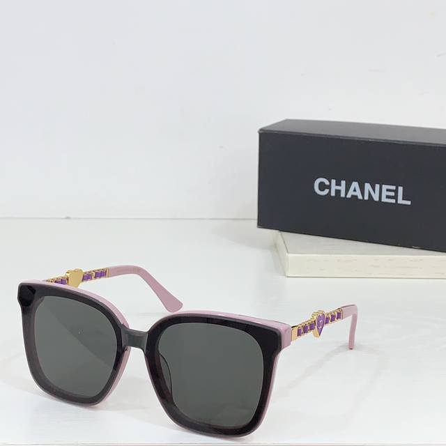 Chanel * Model: A95076 Size: 54 Ports 21-142