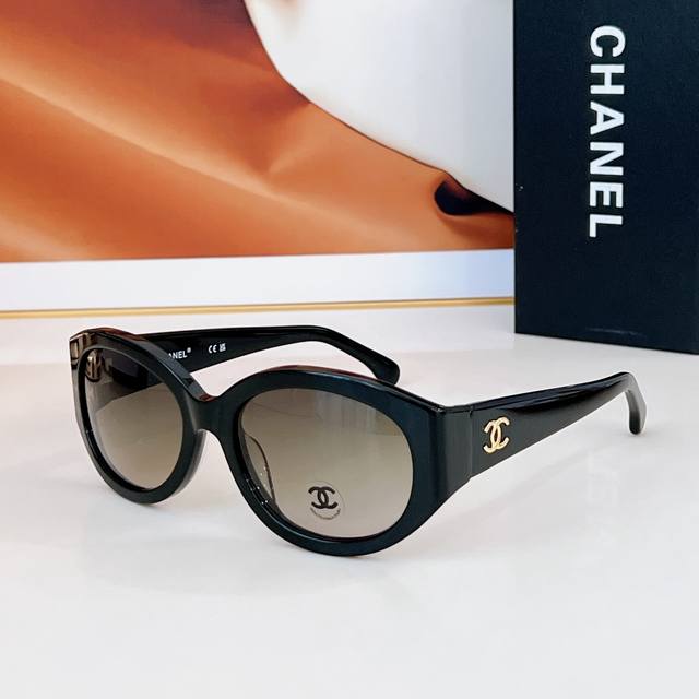Chanel Model: 71598 Size: 54 Ports 20-140