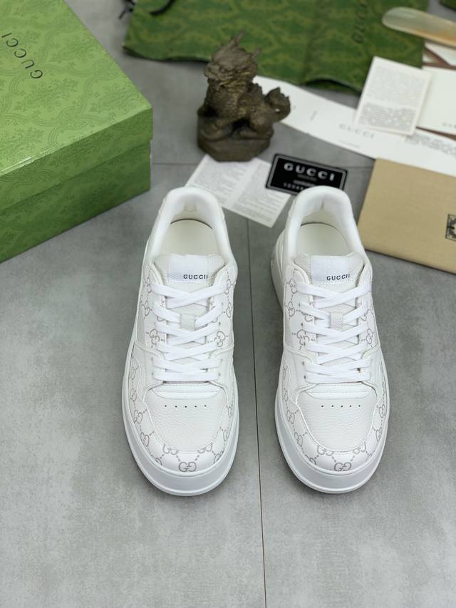 Factory price, real price, top of the line Gucci 24SS counter, latest couple style, thick soled Gucci white shoes, purchasing level Gucci's latest lightweight thick soled white shoes! Top tier chip version! Do you have the same feeling of 