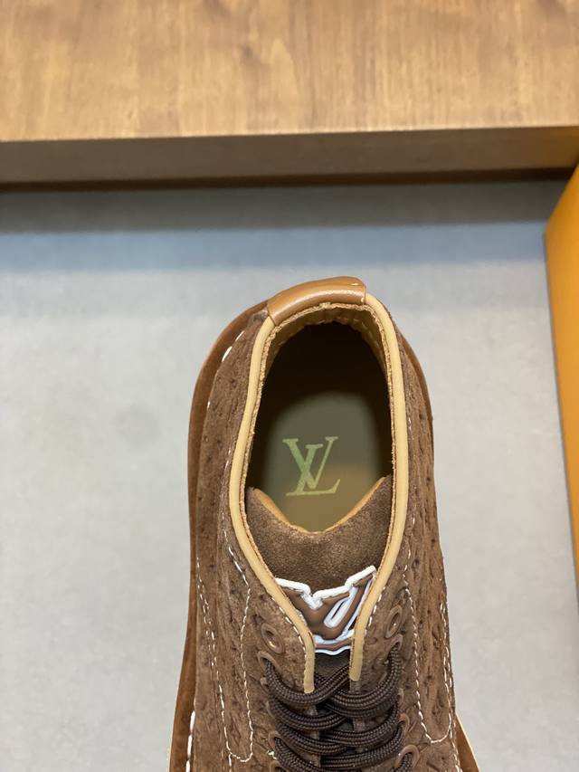 Loui * Vuitton * x Timberland * Timberland presbyopia and ankle boots, LV x Timberland and ankle boots made of Monogram embossed waterproof suede cow