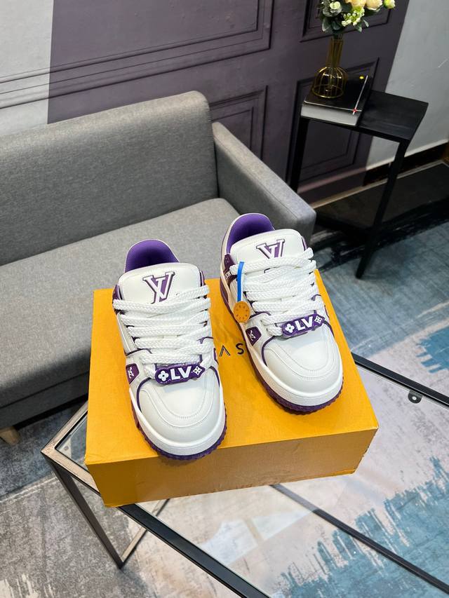 LV Top Version Fat Ding New Purchasing Quality LV~Louis Vuitton Lv TRAINER's Best Looking Sneakers, Donkey Brand Promotes New Products, Official Website Limited Edition Retro Basketball Sneakers! High top and low top both spend a lot of money to purc